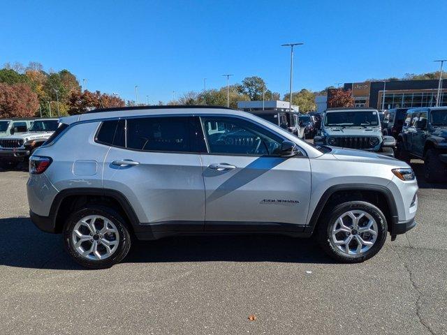 new 2025 Jeep Compass car, priced at $36,310