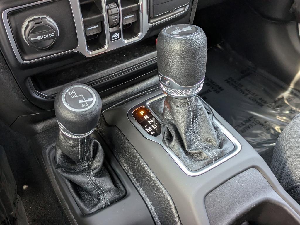 new 2025 Jeep Wrangler car, priced at $48,545