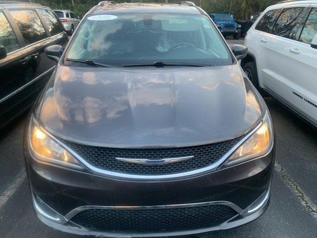 used 2020 Chrysler Pacifica car, priced at $18,988