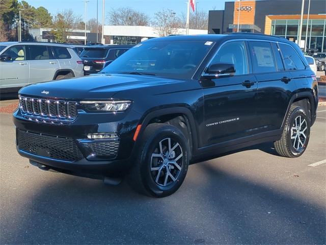 new 2025 Jeep Grand Cherokee car, priced at $50,805