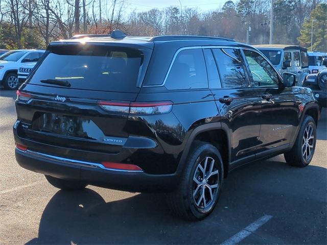 new 2025 Jeep Grand Cherokee car, priced at $50,805