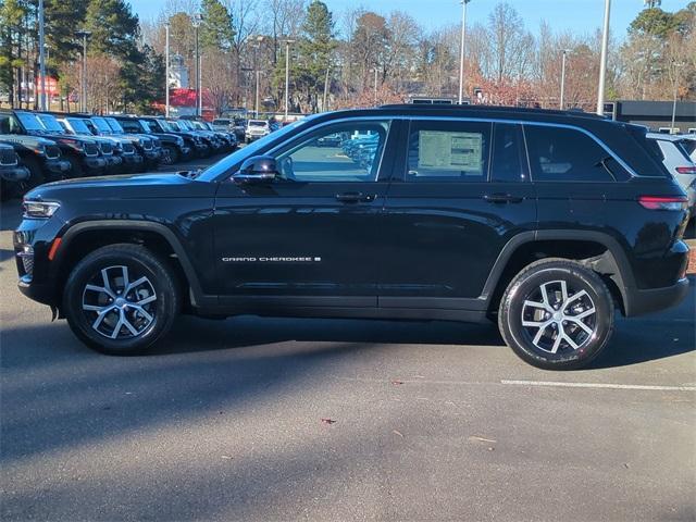 new 2025 Jeep Grand Cherokee car, priced at $50,805