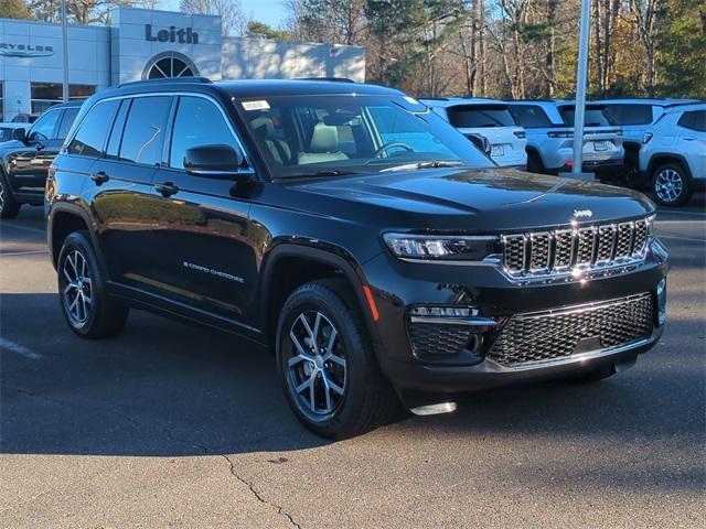 new 2025 Jeep Grand Cherokee car, priced at $50,805