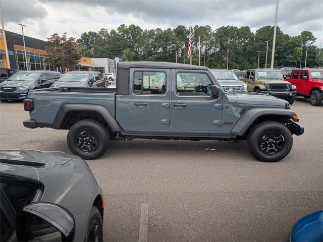 new 2025 Jeep Gladiator car, priced at $41,415