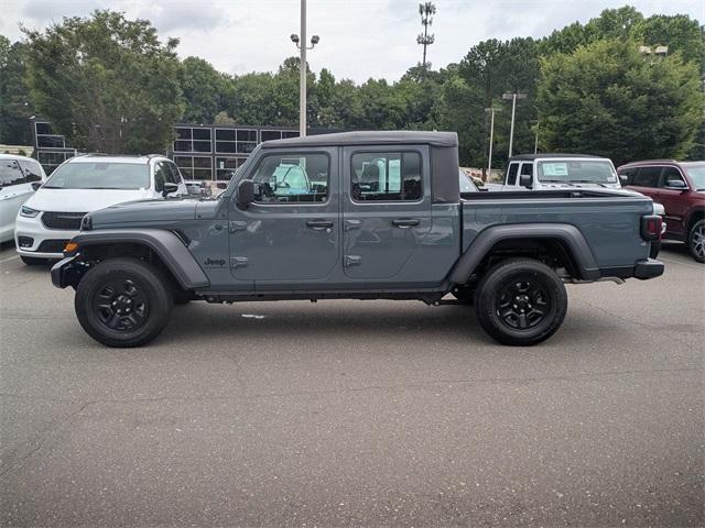 new 2025 Jeep Gladiator car, priced at $41,415