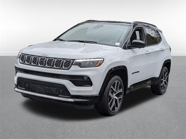 new 2024 Jeep Compass car, priced at $44,040