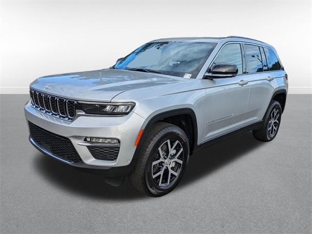 new 2025 Jeep Grand Cherokee car, priced at $53,730