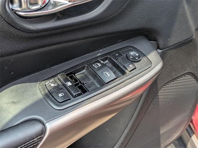 used 2019 Jeep Cherokee car, priced at $13,475