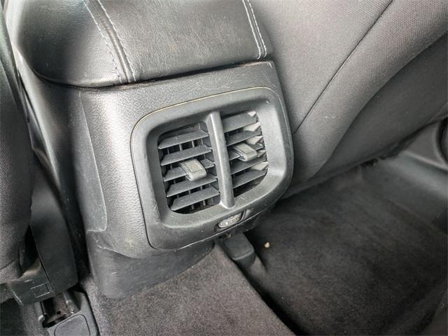 used 2019 Jeep Cherokee car, priced at $13,475
