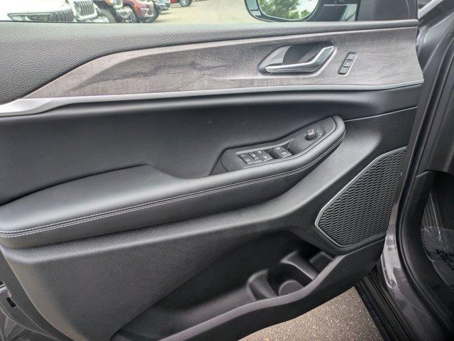 new 2025 Jeep Grand Cherokee L car, priced at $56,510