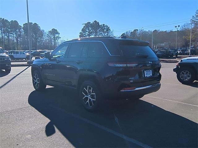 new 2025 Jeep Grand Cherokee car, priced at $54,510