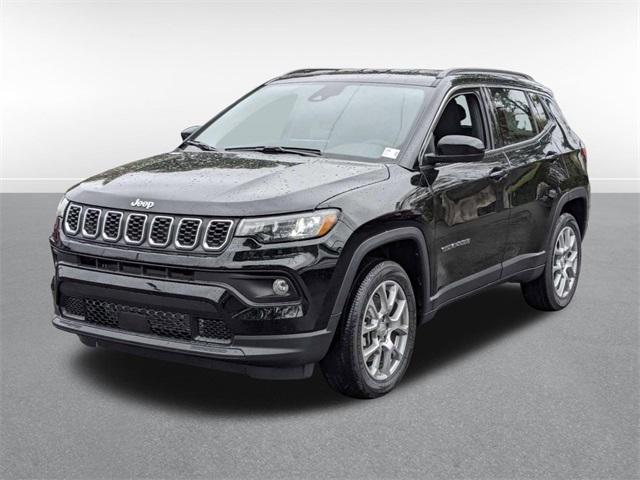 new 2024 Jeep Compass car, priced at $31,411
