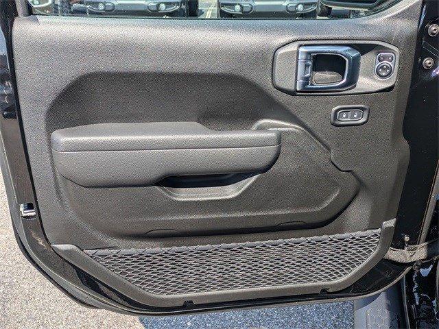 new 2025 Jeep Wrangler car, priced at $49,900
