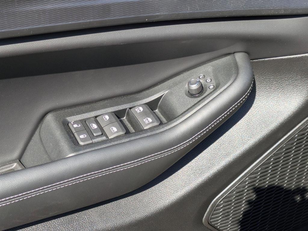 new 2025 Jeep Grand Cherokee car, priced at $45,165