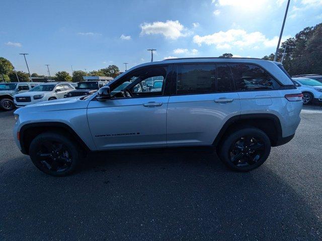 new 2025 Jeep Grand Cherokee car, priced at $47,170