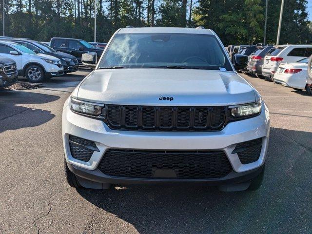 new 2025 Jeep Grand Cherokee car, priced at $47,170