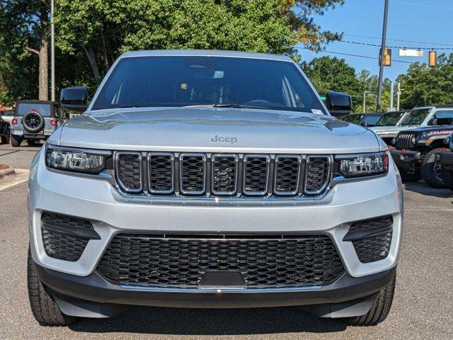 new 2024 Jeep Grand Cherokee car, priced at $44,220