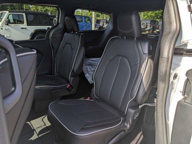 new 2024 Chrysler Pacifica car, priced at $57,755