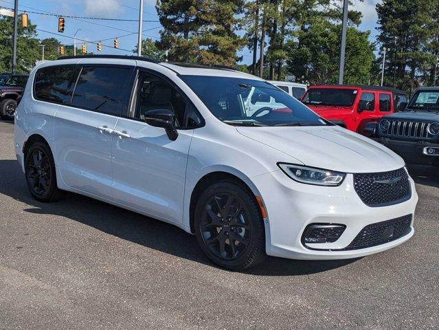 new 2024 Chrysler Pacifica car, priced at $57,755