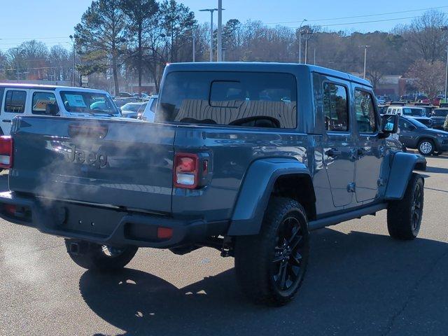 new 2025 Jeep Gladiator car, priced at $45,235