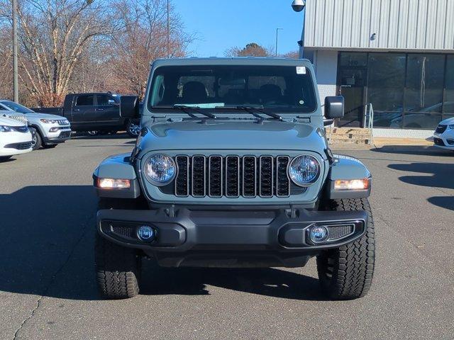 new 2025 Jeep Gladiator car, priced at $45,235