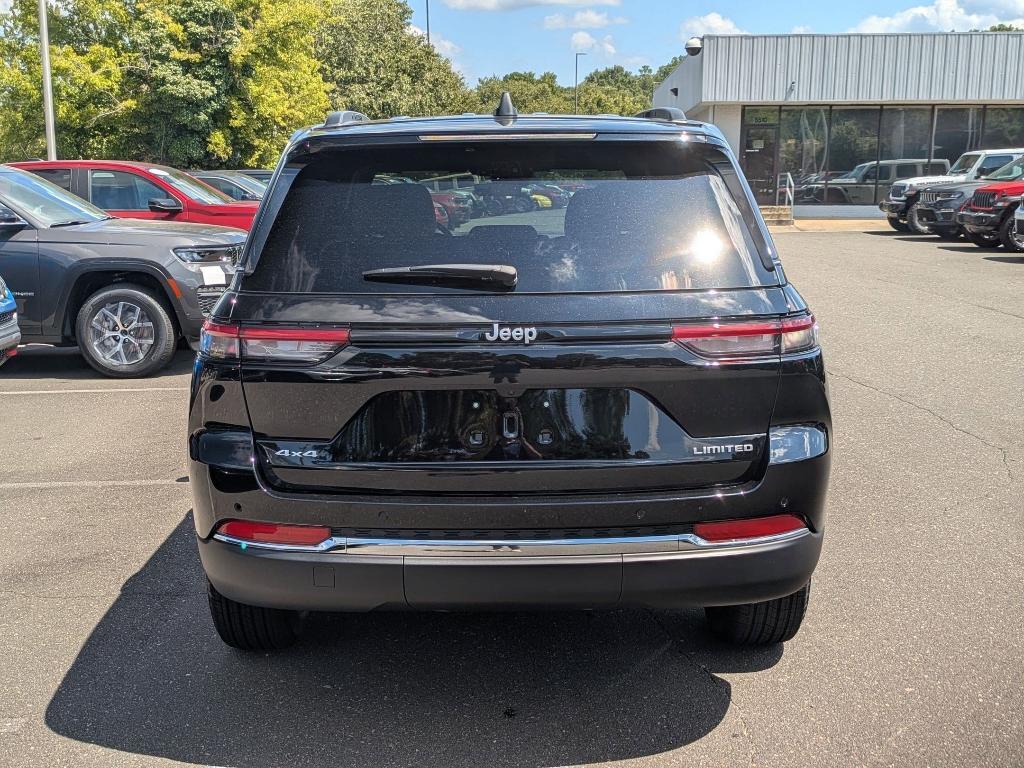 new 2025 Jeep Grand Cherokee car, priced at $50,010