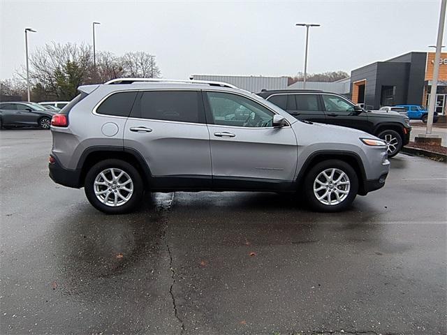 used 2018 Jeep Cherokee car, priced at $15,988