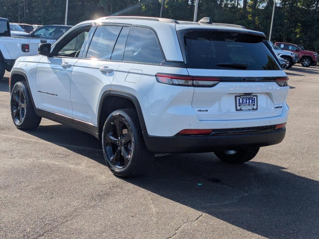 new 2025 Jeep Grand Cherokee car, priced at $56,840