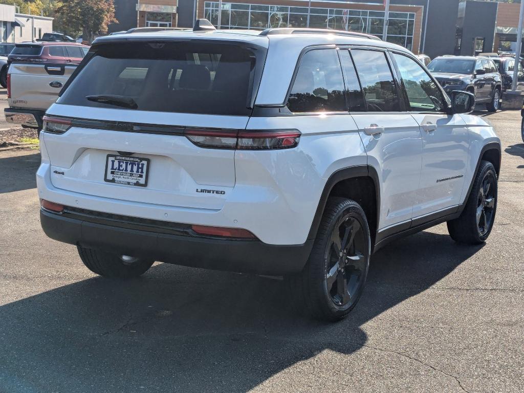 new 2025 Jeep Grand Cherokee car, priced at $56,840