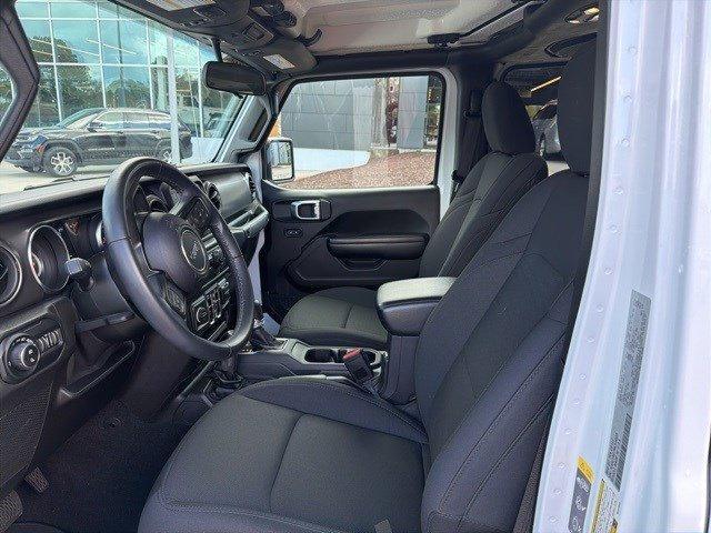 used 2021 Jeep Gladiator car, priced at $30,795