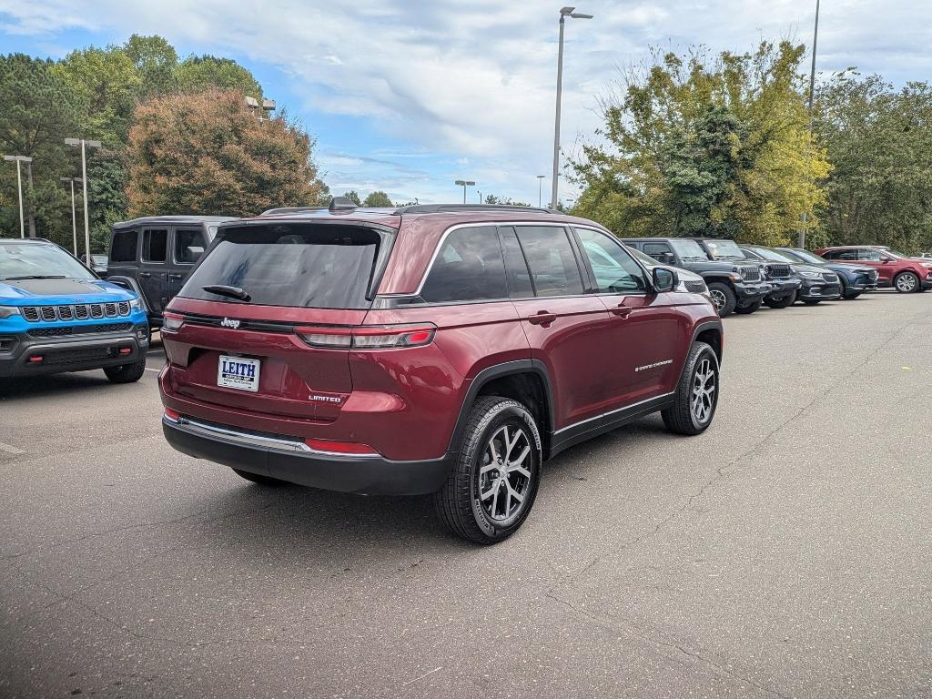 new 2025 Jeep Grand Cherokee car, priced at $50,935