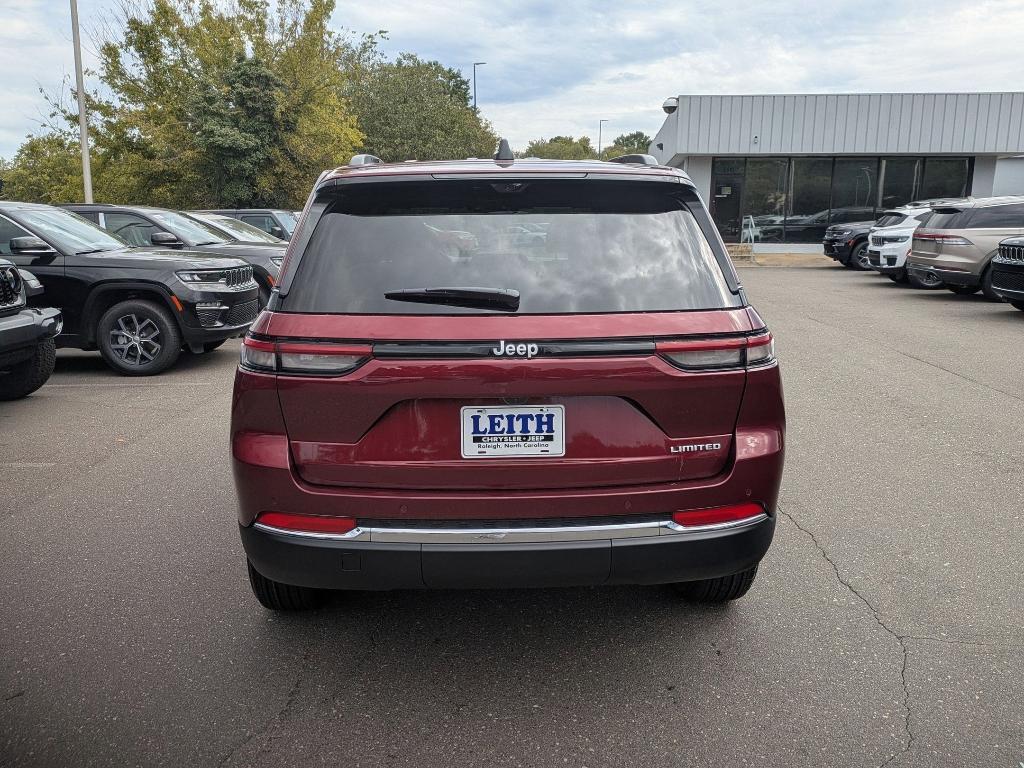 new 2025 Jeep Grand Cherokee car, priced at $50,935