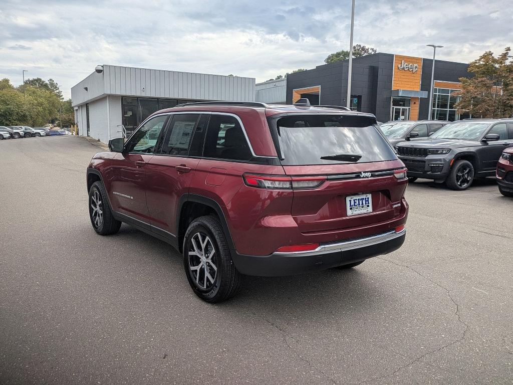 new 2025 Jeep Grand Cherokee car, priced at $50,935