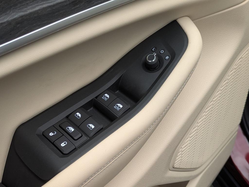 new 2025 Jeep Grand Cherokee car, priced at $50,935