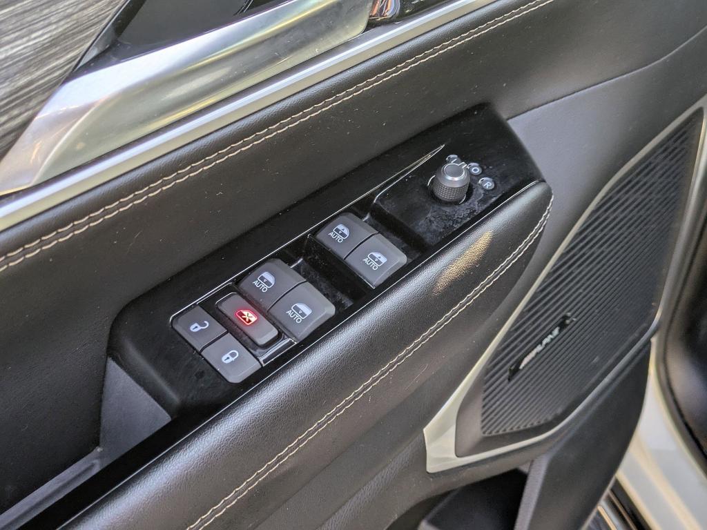 used 2024 Jeep Wagoneer car, priced at $41,479