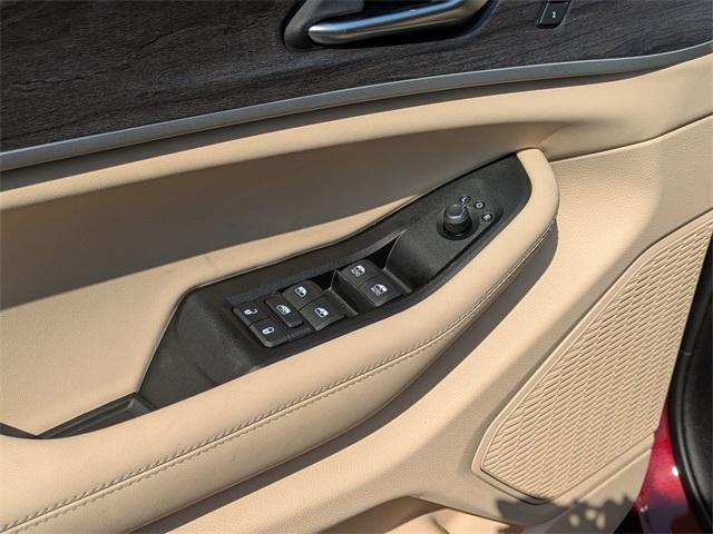 new 2025 Jeep Grand Cherokee car, priced at $48,010