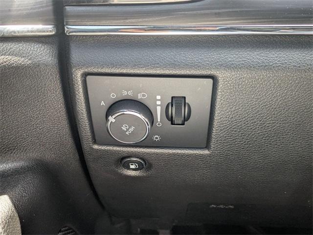 used 2021 Jeep Grand Cherokee car, priced at $30,988