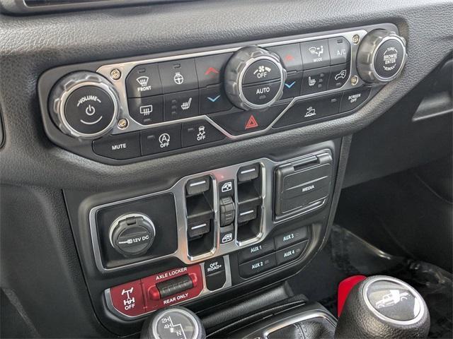 new 2025 Jeep Gladiator car, priced at $53,630