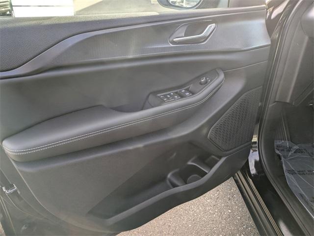 new 2025 Jeep Grand Cherokee car, priced at $42,375