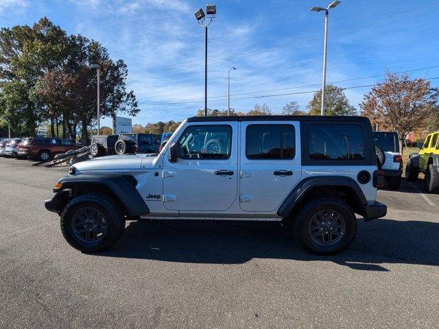 new 2024 Jeep Wrangler car