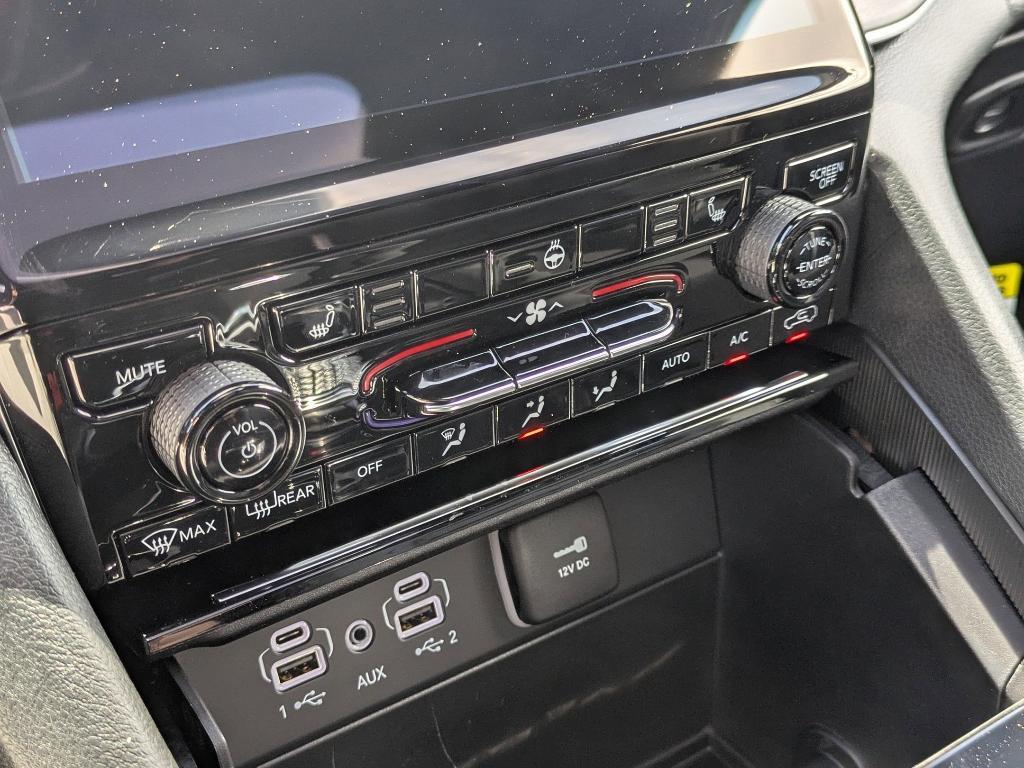 new 2025 Jeep Grand Cherokee car, priced at $49,005