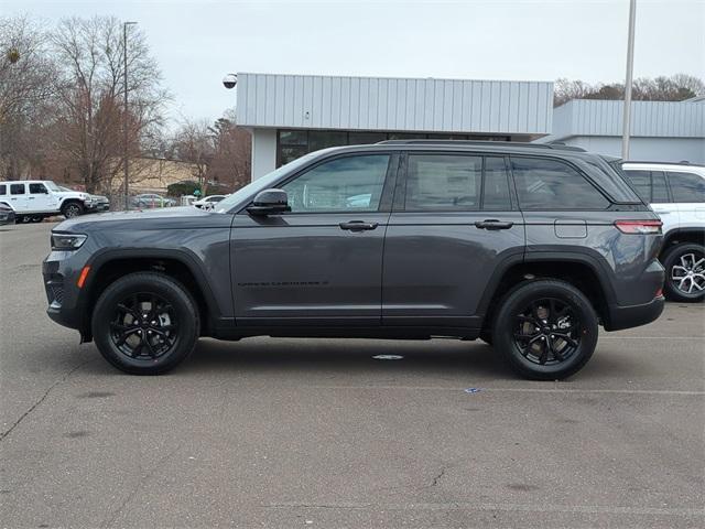 new 2025 Jeep Grand Cherokee car, priced at $47,525