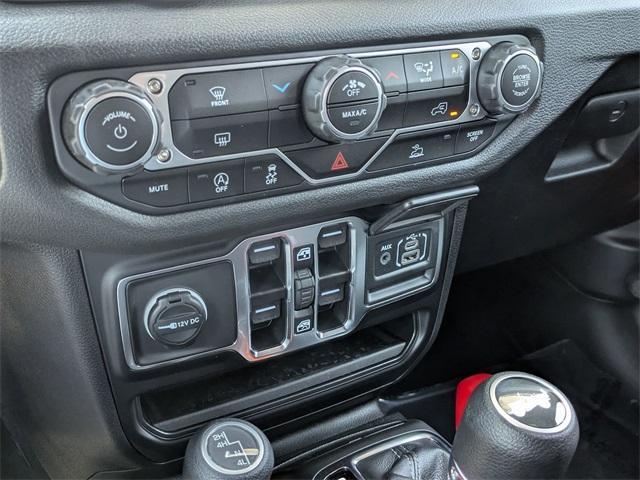 new 2025 Jeep Wrangler car, priced at $45,555