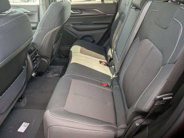 new 2025 Jeep Grand Cherokee car, priced at $45,165