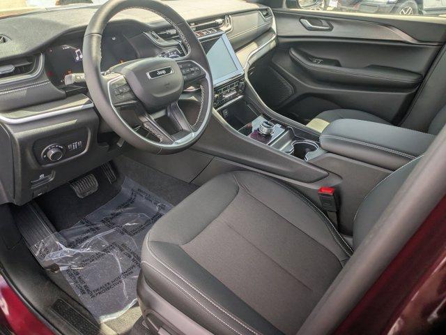 new 2025 Jeep Grand Cherokee car, priced at $45,165