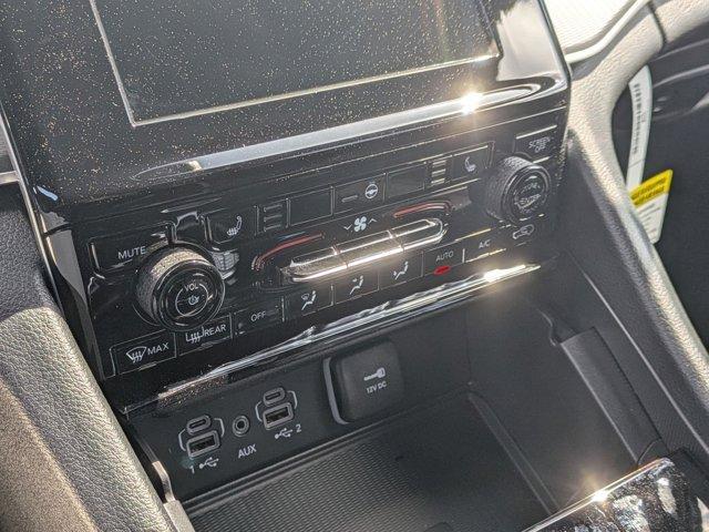 new 2025 Jeep Grand Cherokee car, priced at $45,165