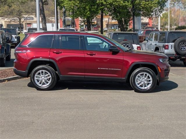 new 2025 Jeep Grand Cherokee car, priced at $42,170