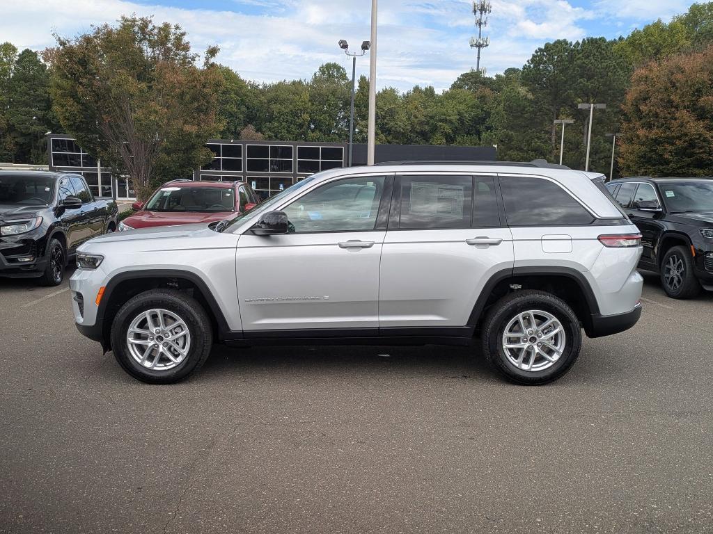new 2025 Jeep Grand Cherokee car, priced at $42,375