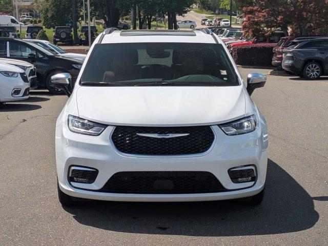 new 2025 Chrysler Pacifica Hybrid car, priced at $61,480