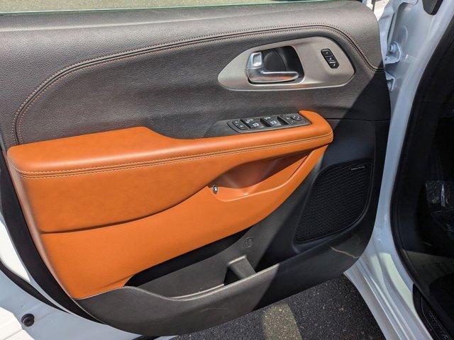 new 2025 Chrysler Pacifica Hybrid car, priced at $61,480